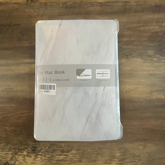 MacBook Air 13”3 2010-2017 white marble design hardshell case - Picture 1 of 3